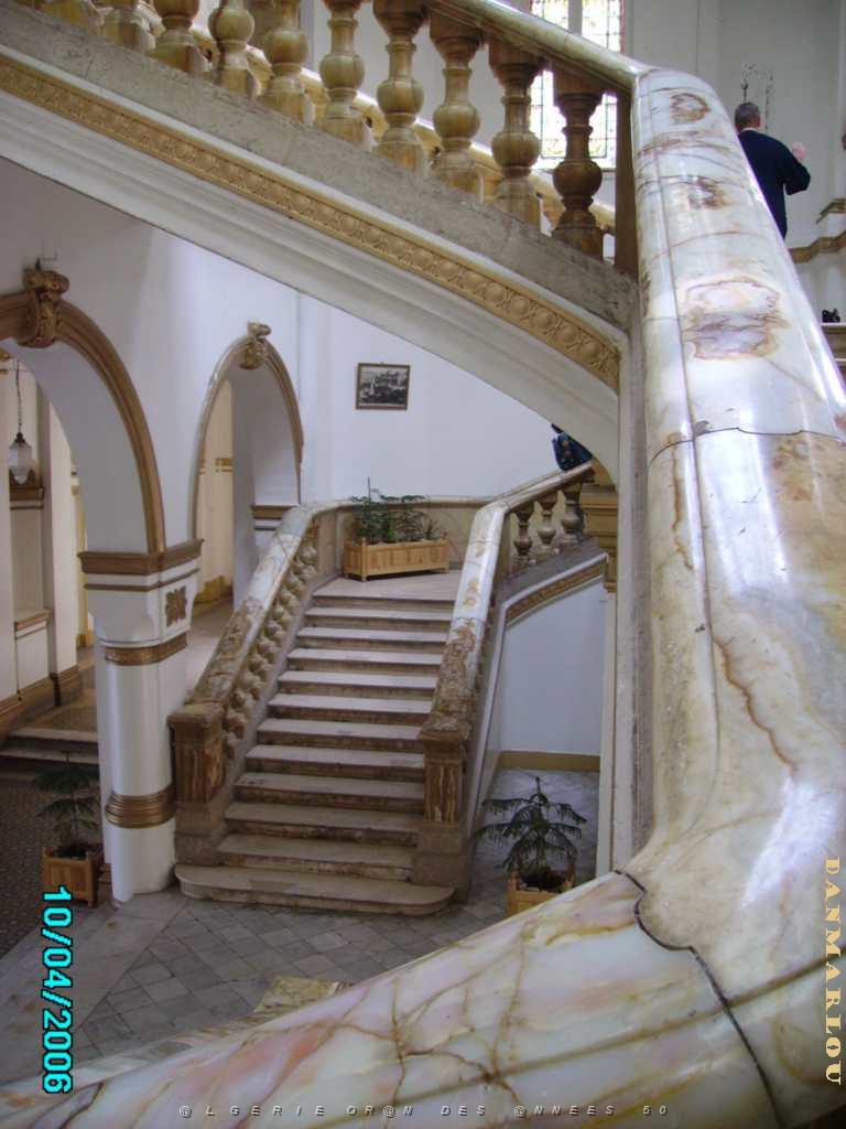ORAN MAIRIE LES ESCALIERS 001.JPG